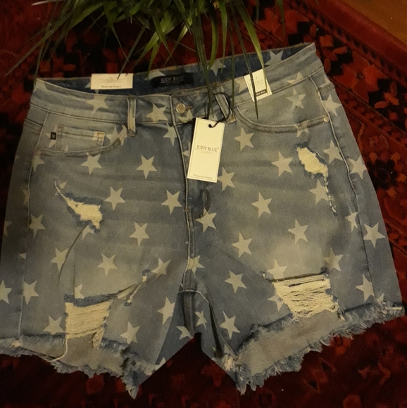 ♥️1XL 2XL 3XL Plus♥️ Star Print Shorts - Picture 7 of 8